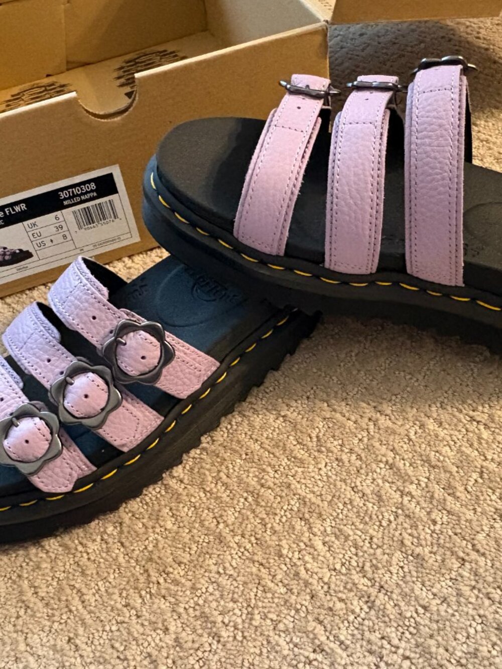 Dr. Martens Blair Slide in Lilac 8 New - Picture 5 of 6